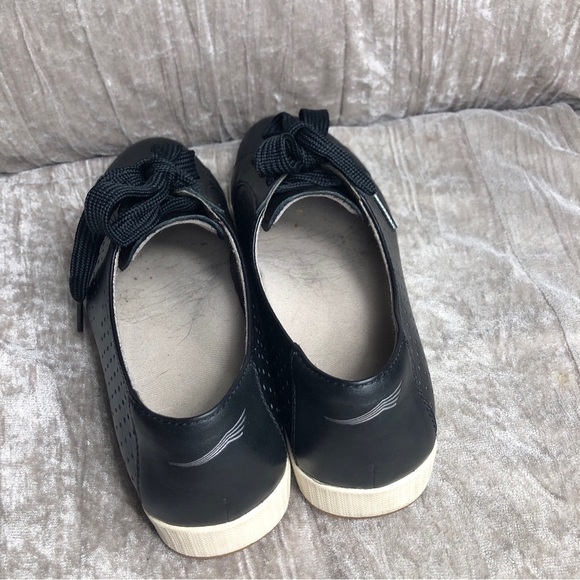 Dansko Shoes Orli Sneakers Lace Up 4711020302 Black Leather Casual Womens 41 EUC - Picture 6 of 16